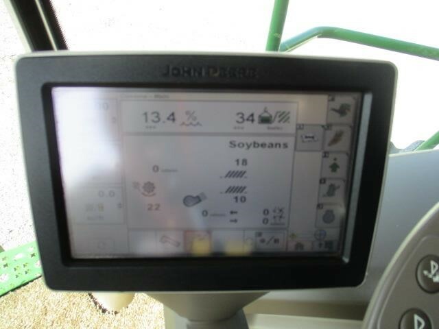 2014 John Deere S670 Combine - Photo 20