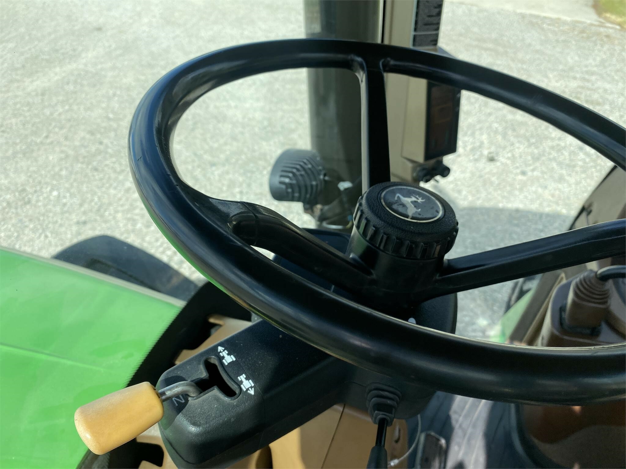 2008 John Deere 7730 Tractor - Photo 11