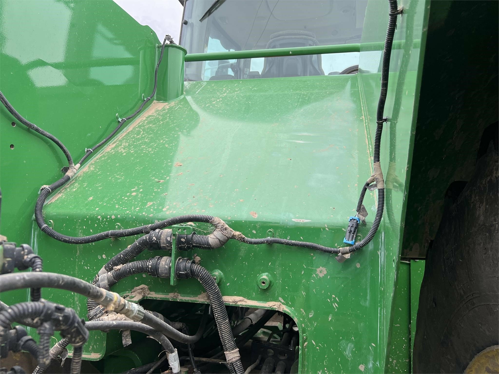 2015 John Deere 9620R Tractor - Photo 6