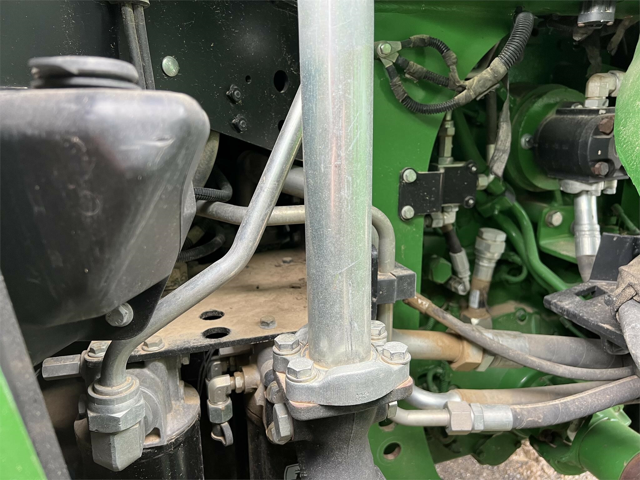 2015 John Deere 9620R Tractor - Photo 15