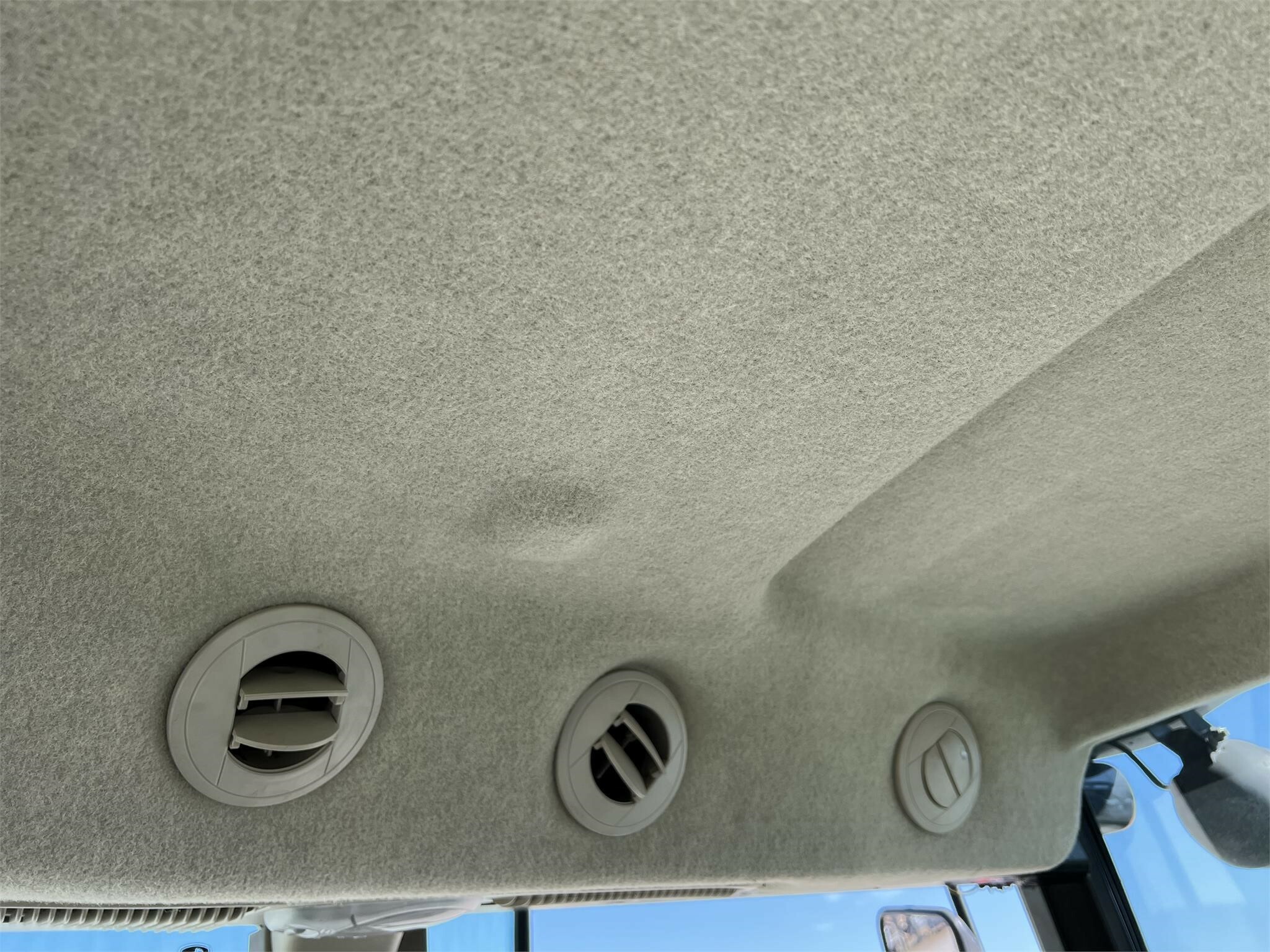 2018 John Deere 6135E Tractor - Photo 22