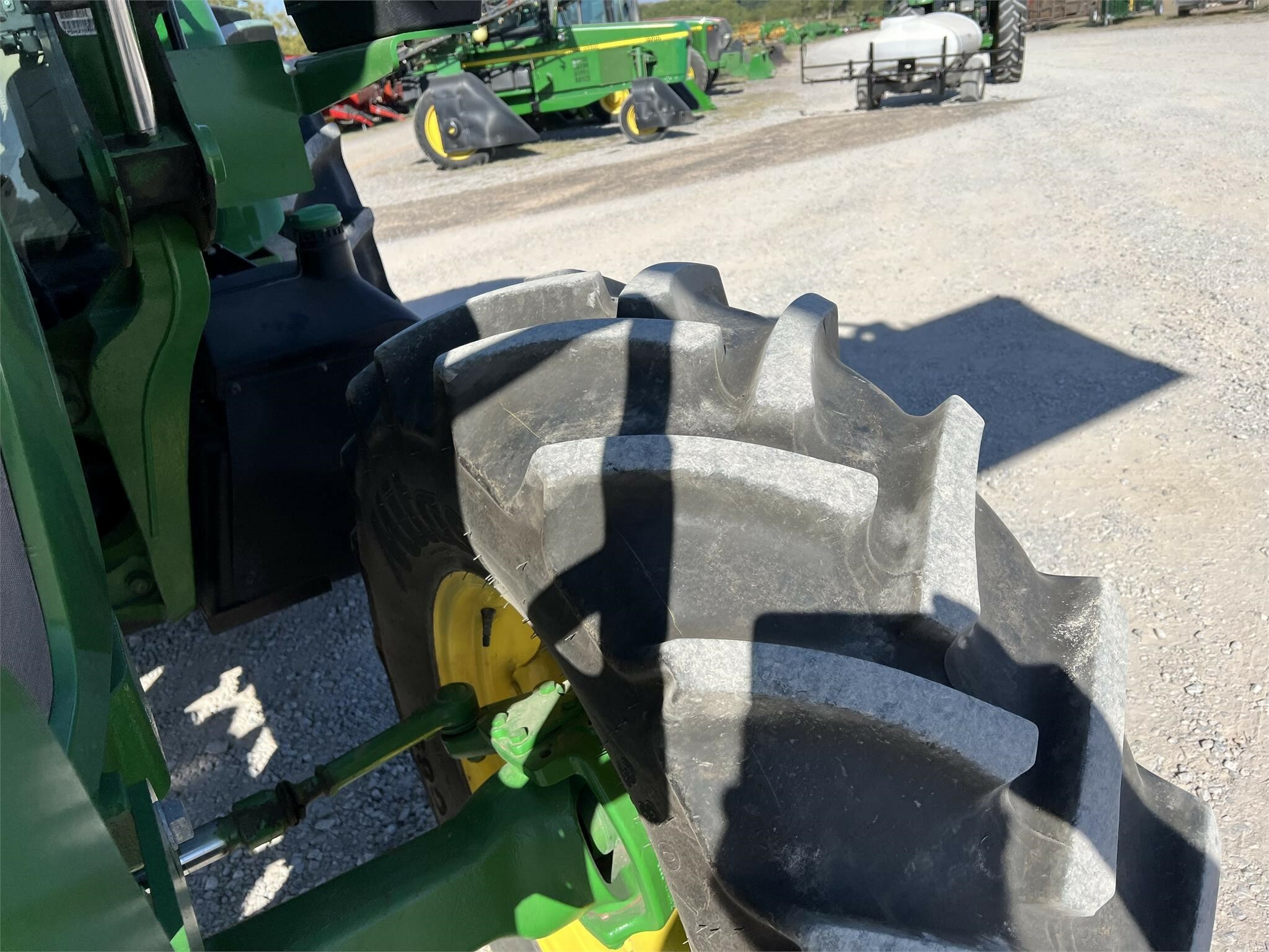2018 John Deere 6135E Tractor - Photo 24