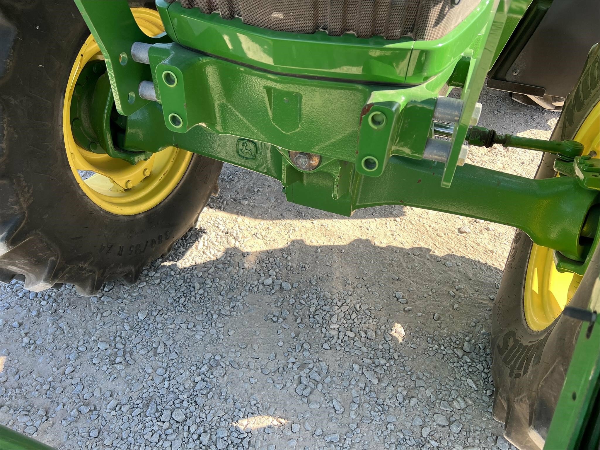 2018 John Deere 6135E Tractor - Photo 30
