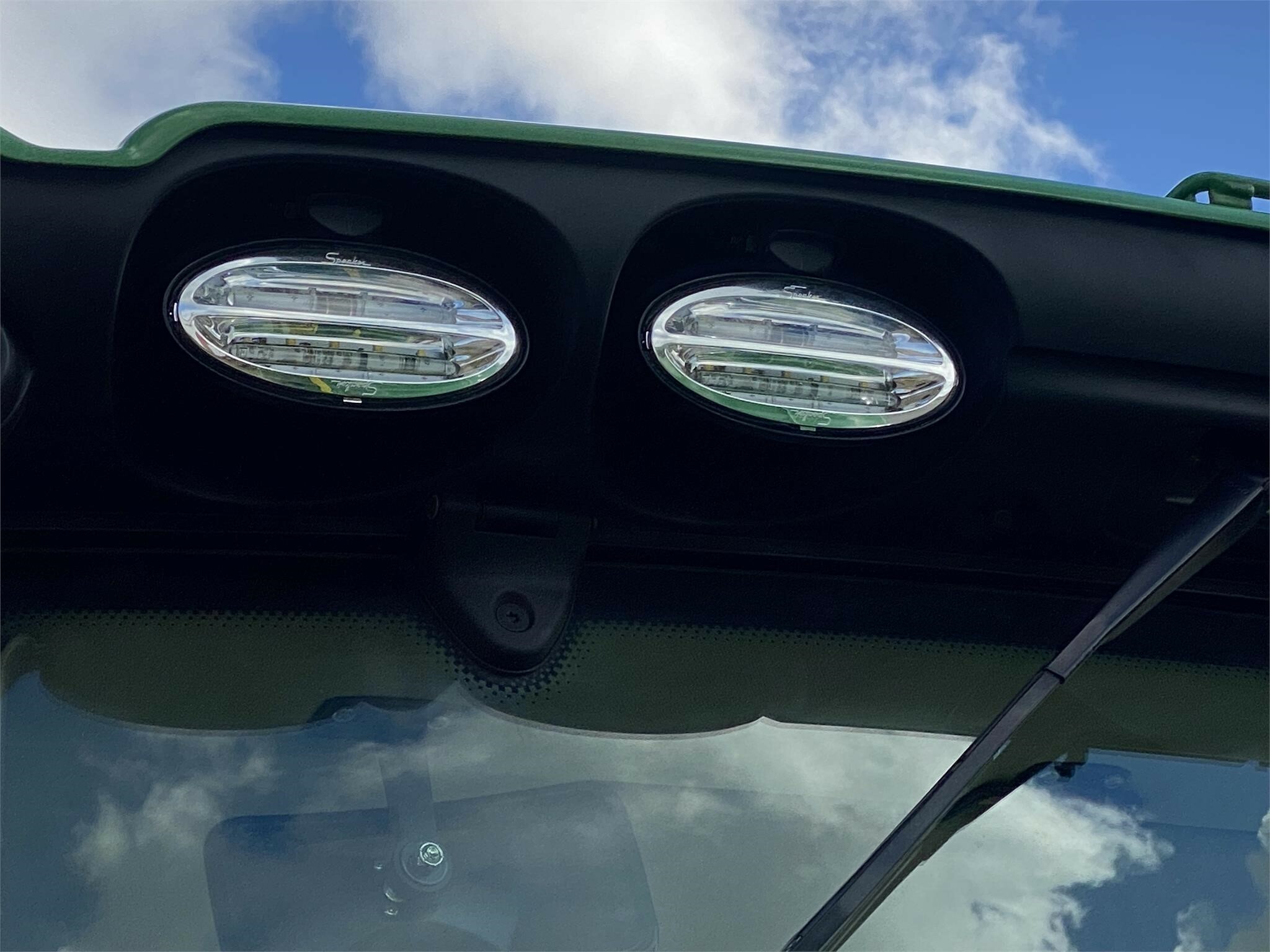 2018 John Deere 6145R Tractor - Photo 20