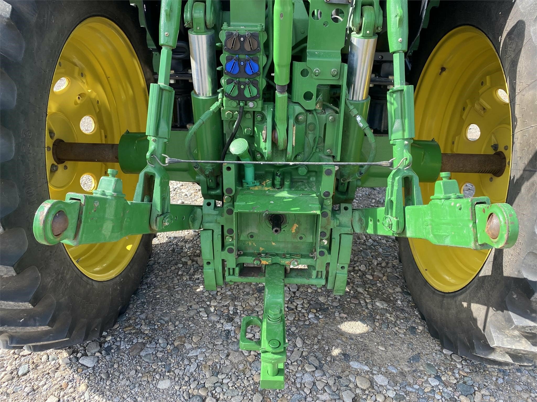 2018 John Deere 6145R Tractor - Photo 8