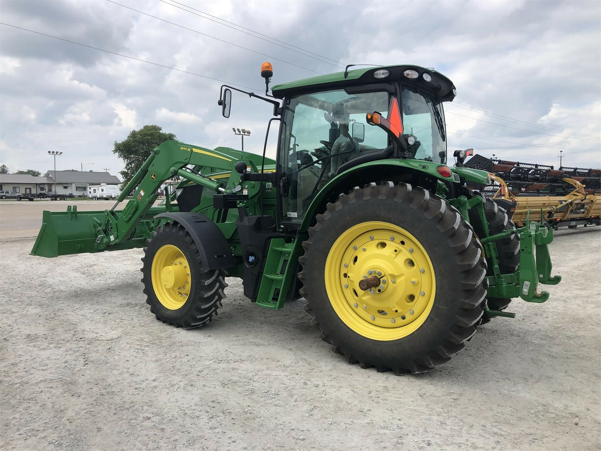 2018 John Deere 6155R Tractor - Photo 17