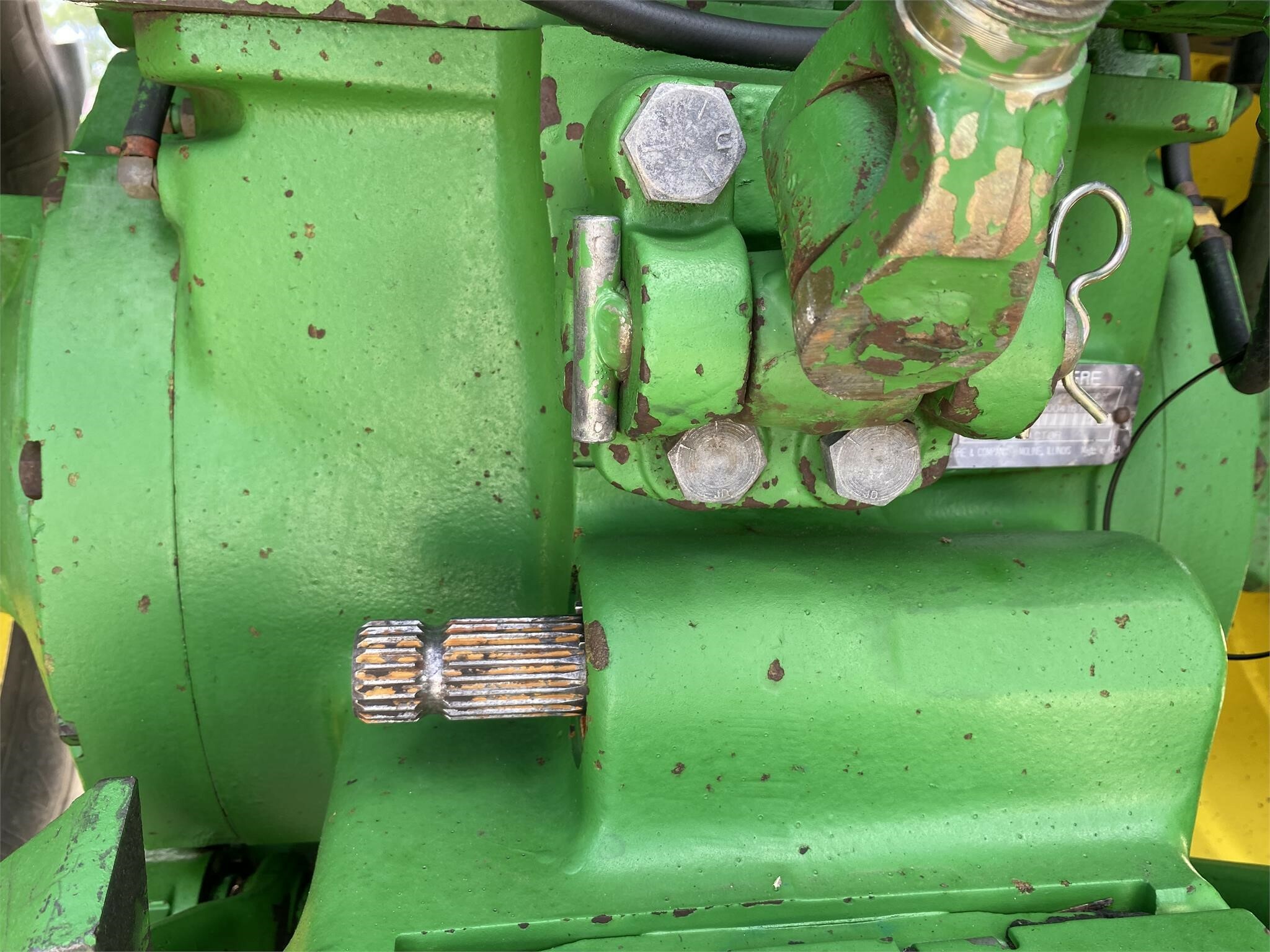 John Deere 4055 Tractor - Photo 21