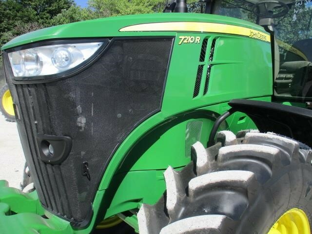 2019 John Deere 7210R Tractor - Photo 13
