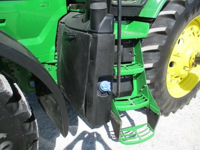 2019 John Deere 7210R Tractor - Photo 15