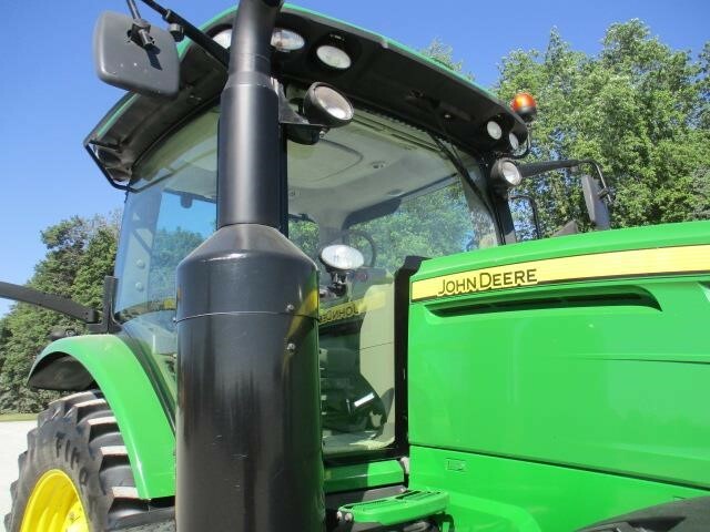 2019 John Deere 7210R Tractor - Photo 5