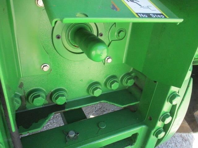 2019 John Deere 7210R Tractor - Photo 9