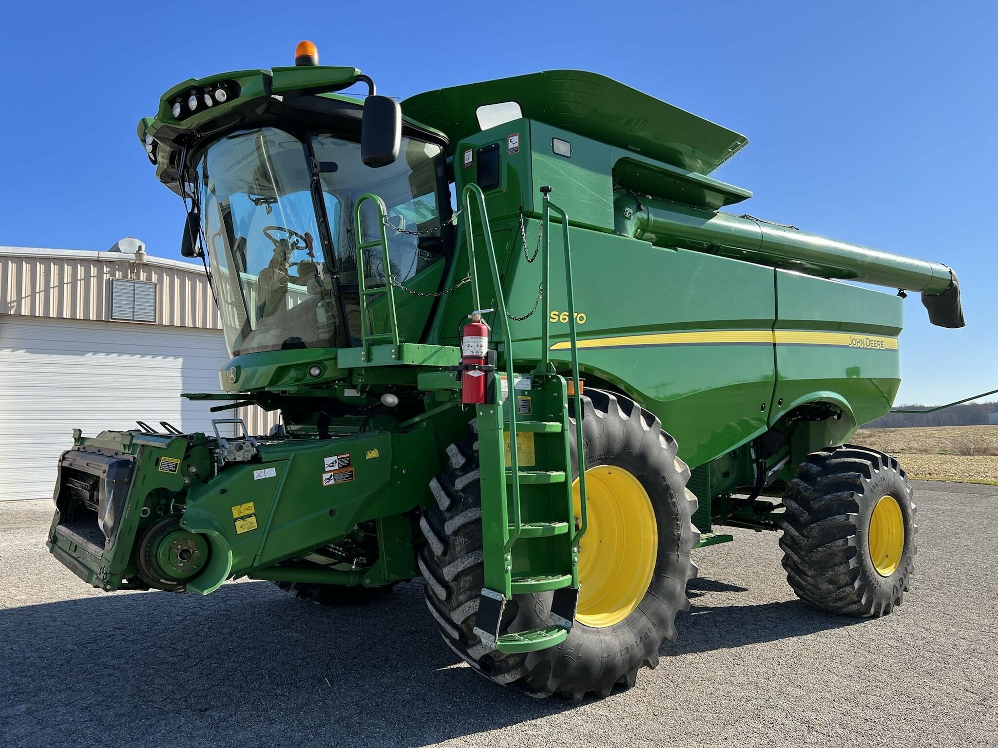 2012 John Deere S670 Combine - Photo 3