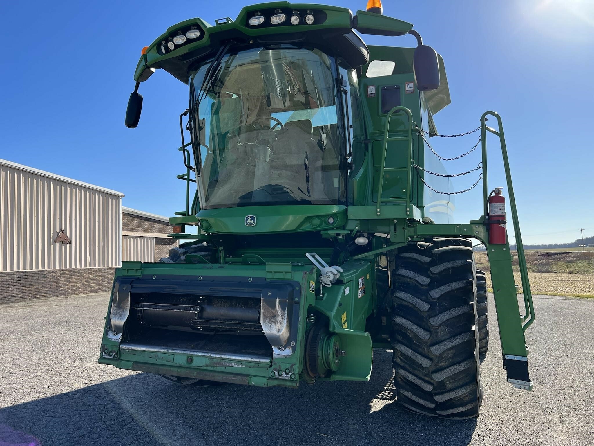2012 John Deere S670 Combine - Photo 26