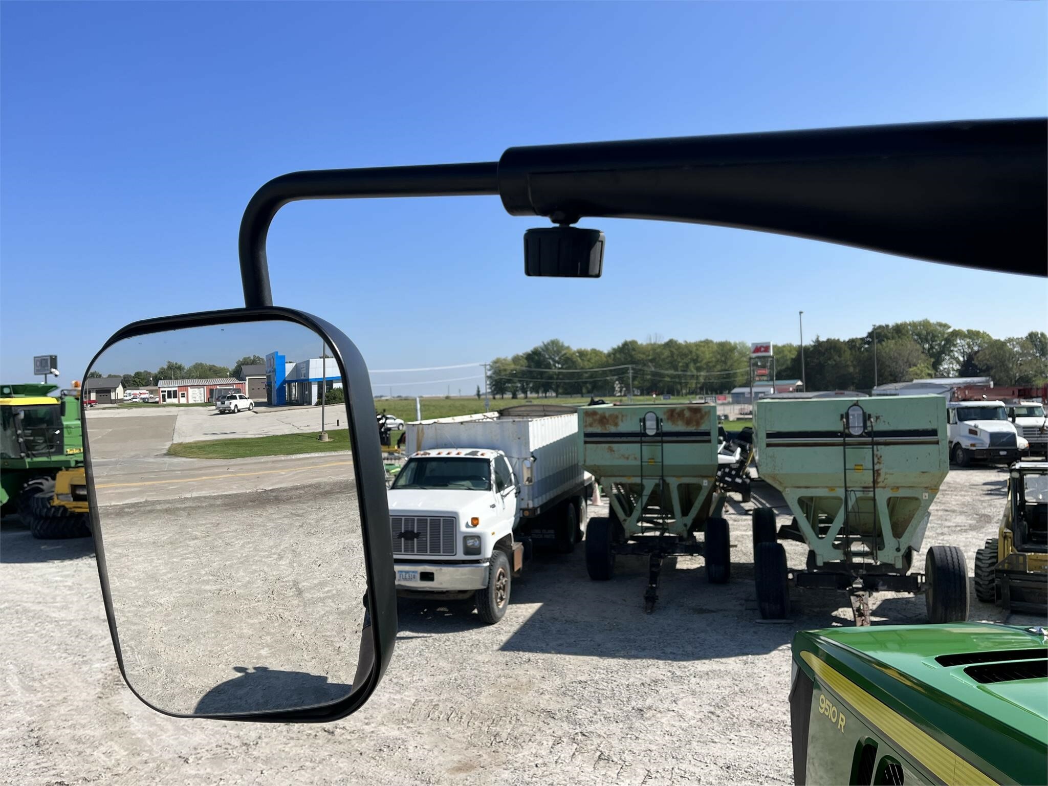 2012 John Deere 9510R Tractor - Photo 27